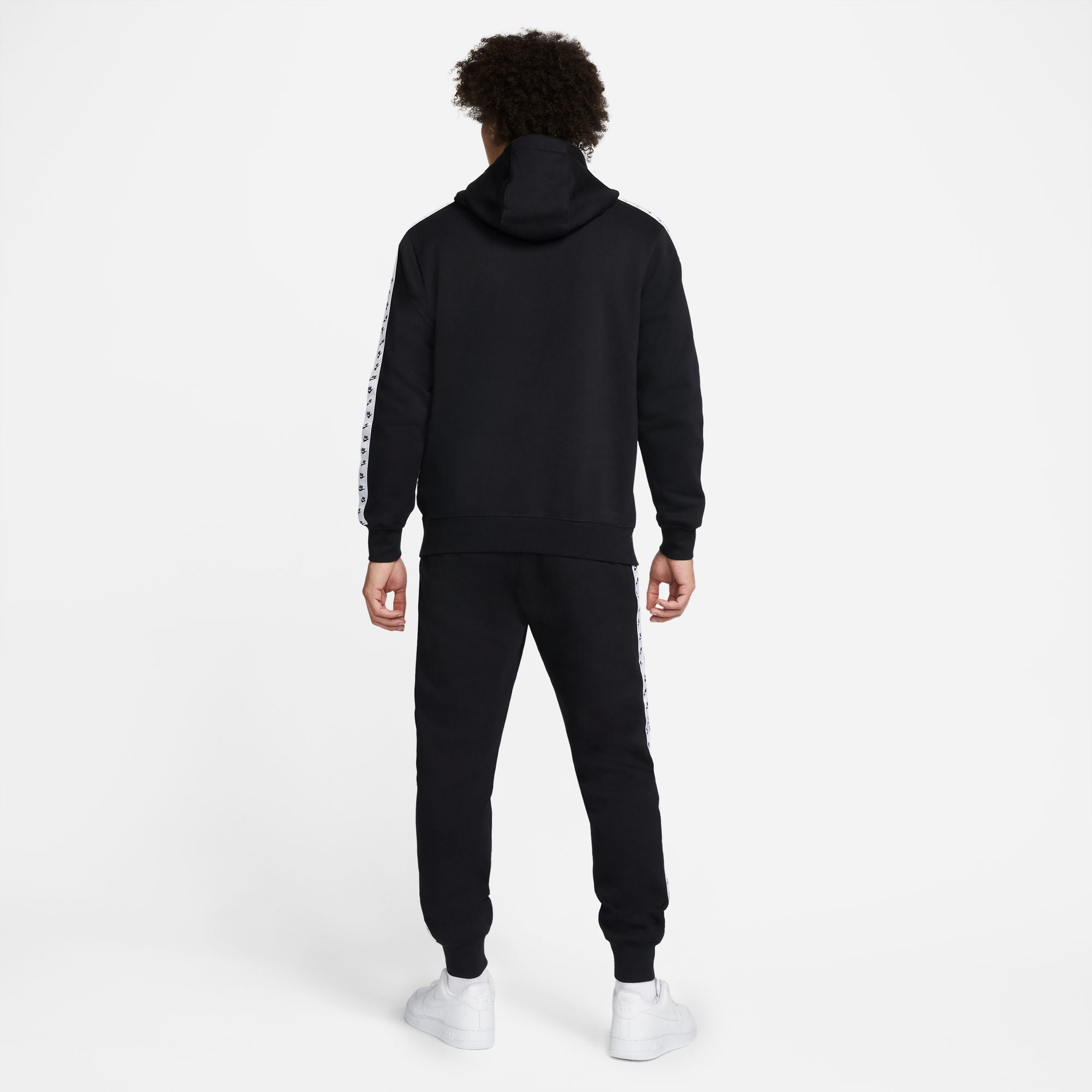 Chándal Nike Sportswear Essential - Negro/Blanco