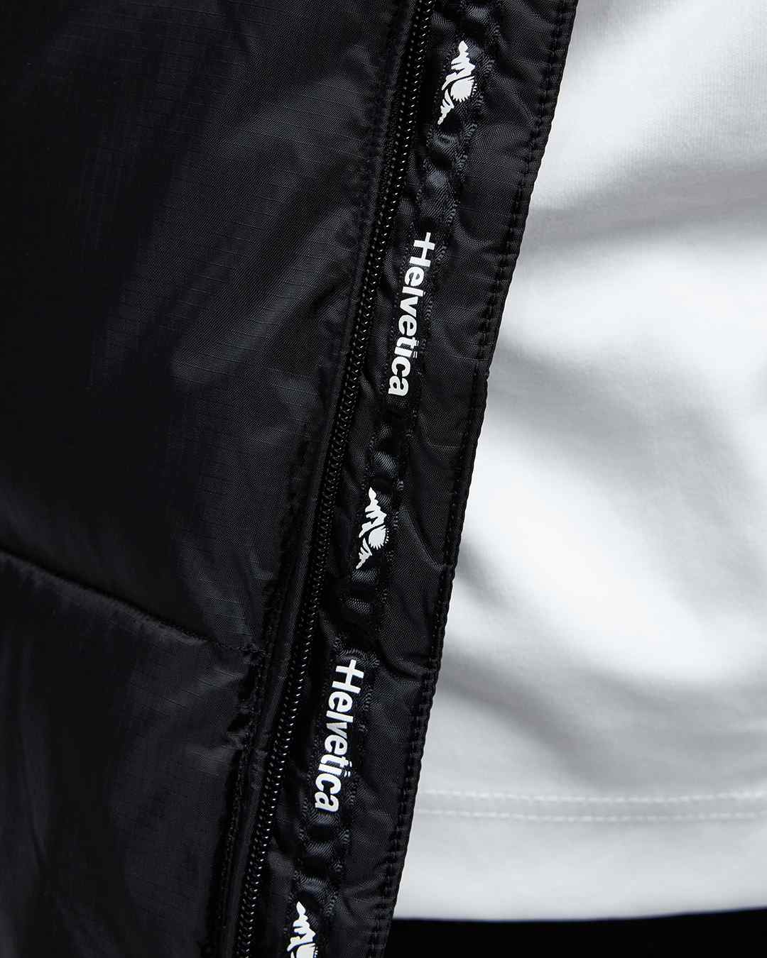 Chaqueta de plumas Helvetica Brooklyn - Negro
