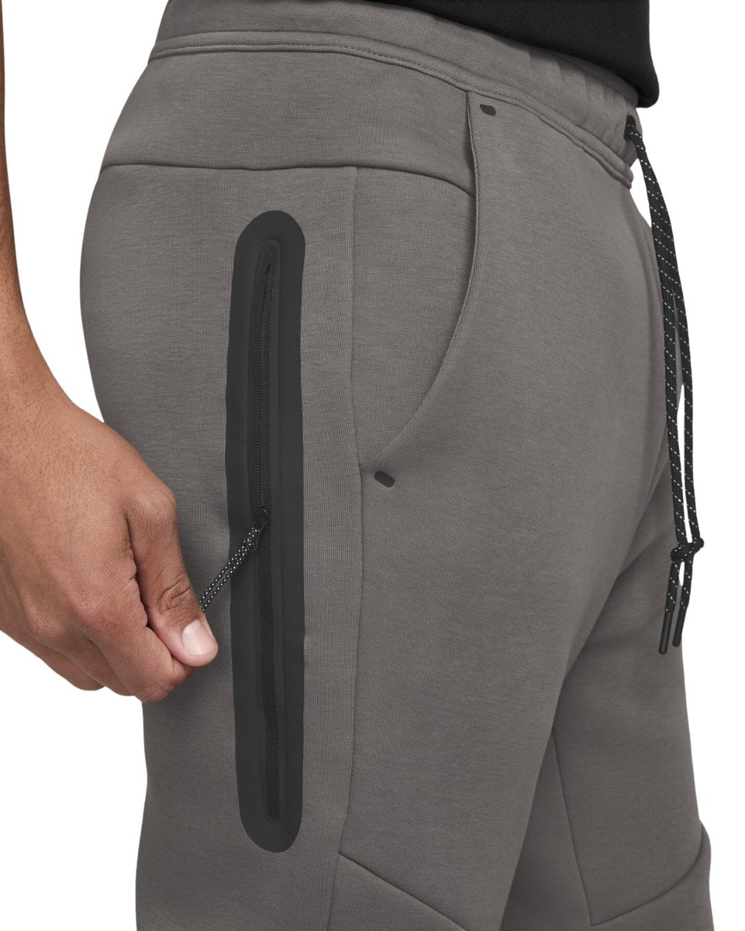 Nike Tech Joggers - Khaki