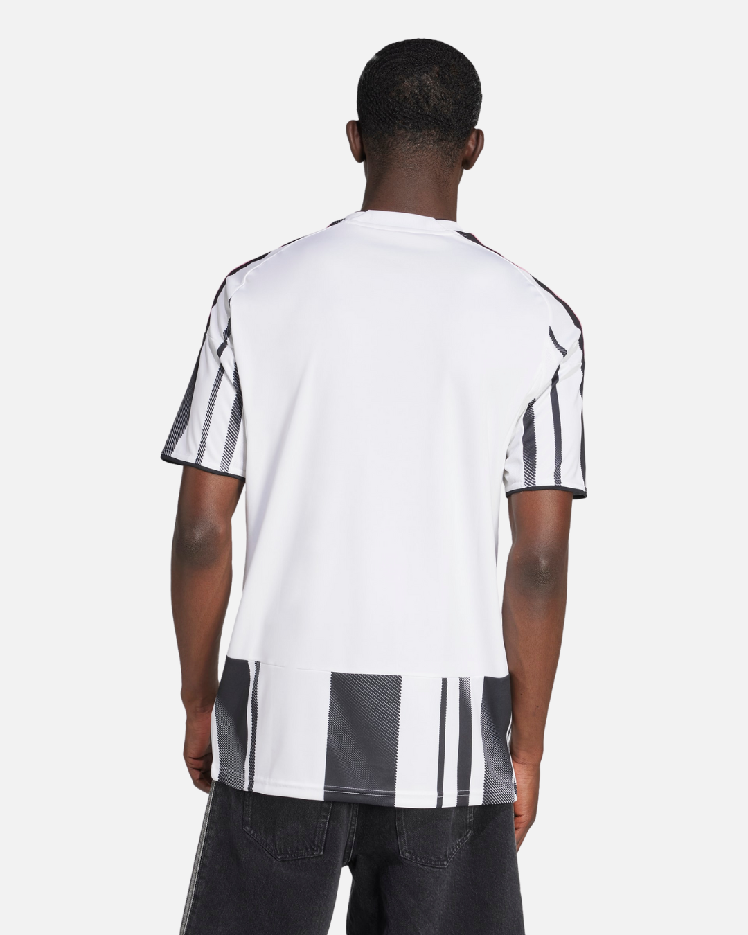 Juventus 2025/2026 Home Shirt - White/Black/Pink