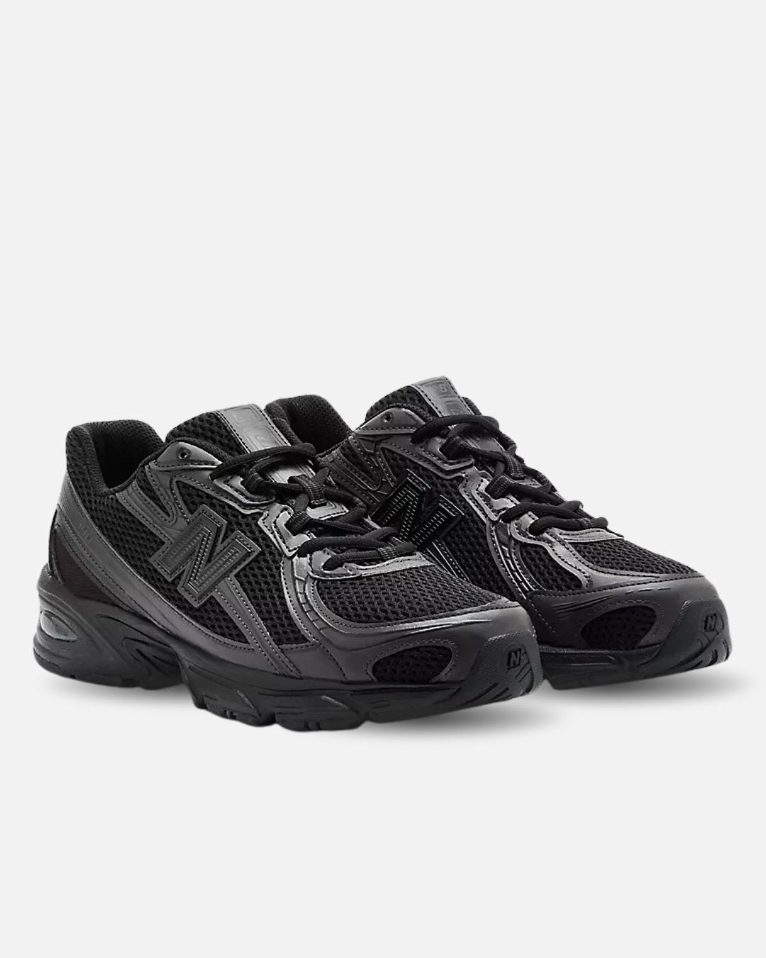 New Balance 740 - Noir