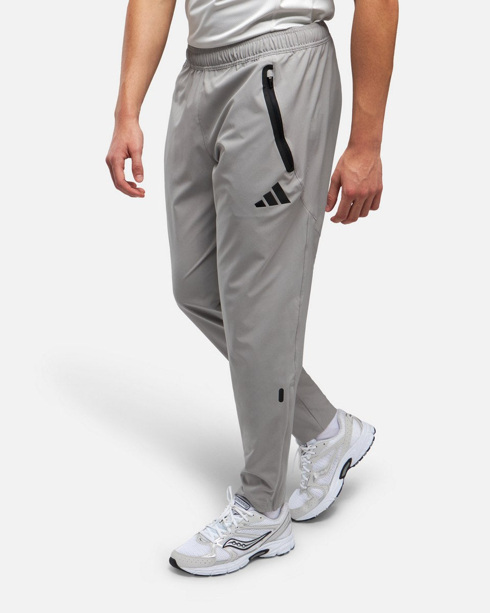 Pantalón Real Madrid 2024/2025 - Gris