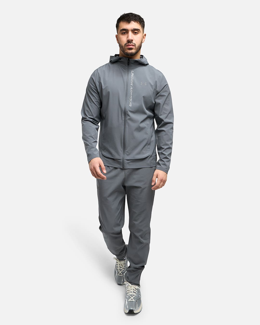 Pantalón Under Armour Launch - Gris