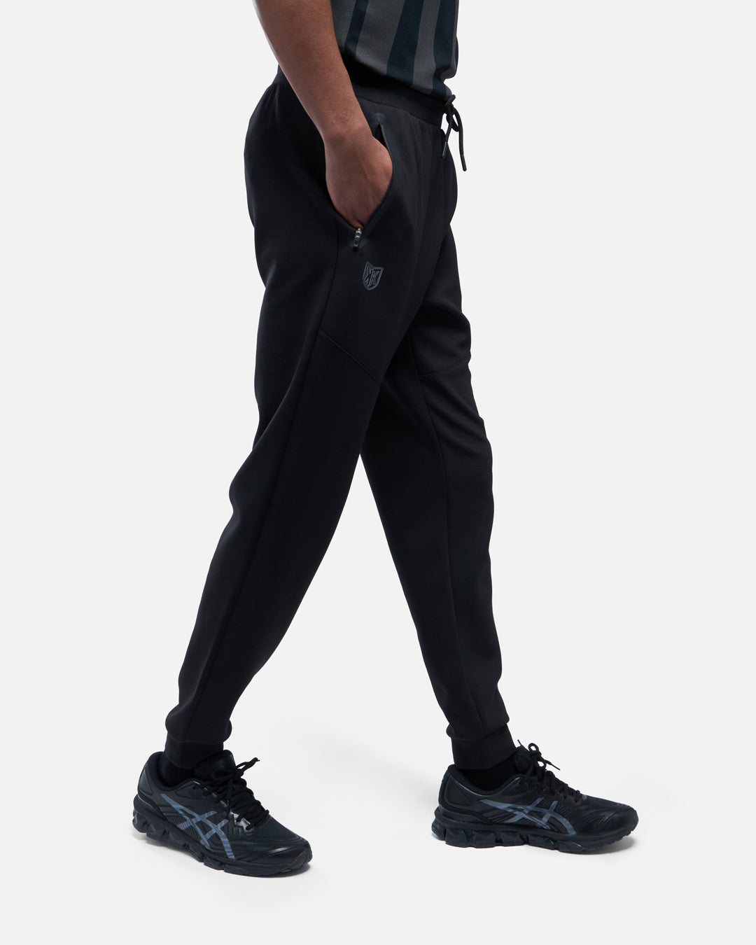 FK Strive Tracksuit - Black