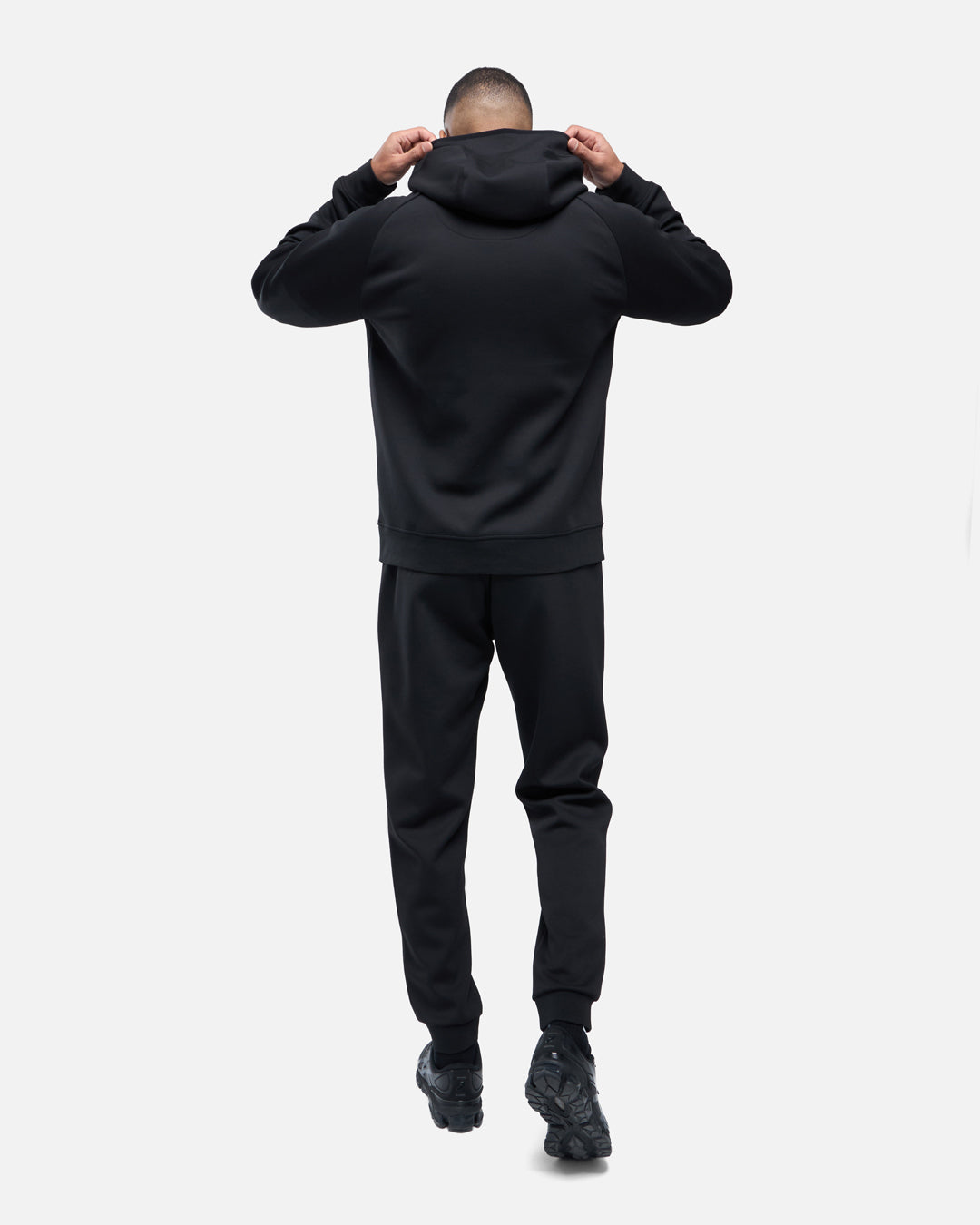 FK Strive Tracksuit - Black