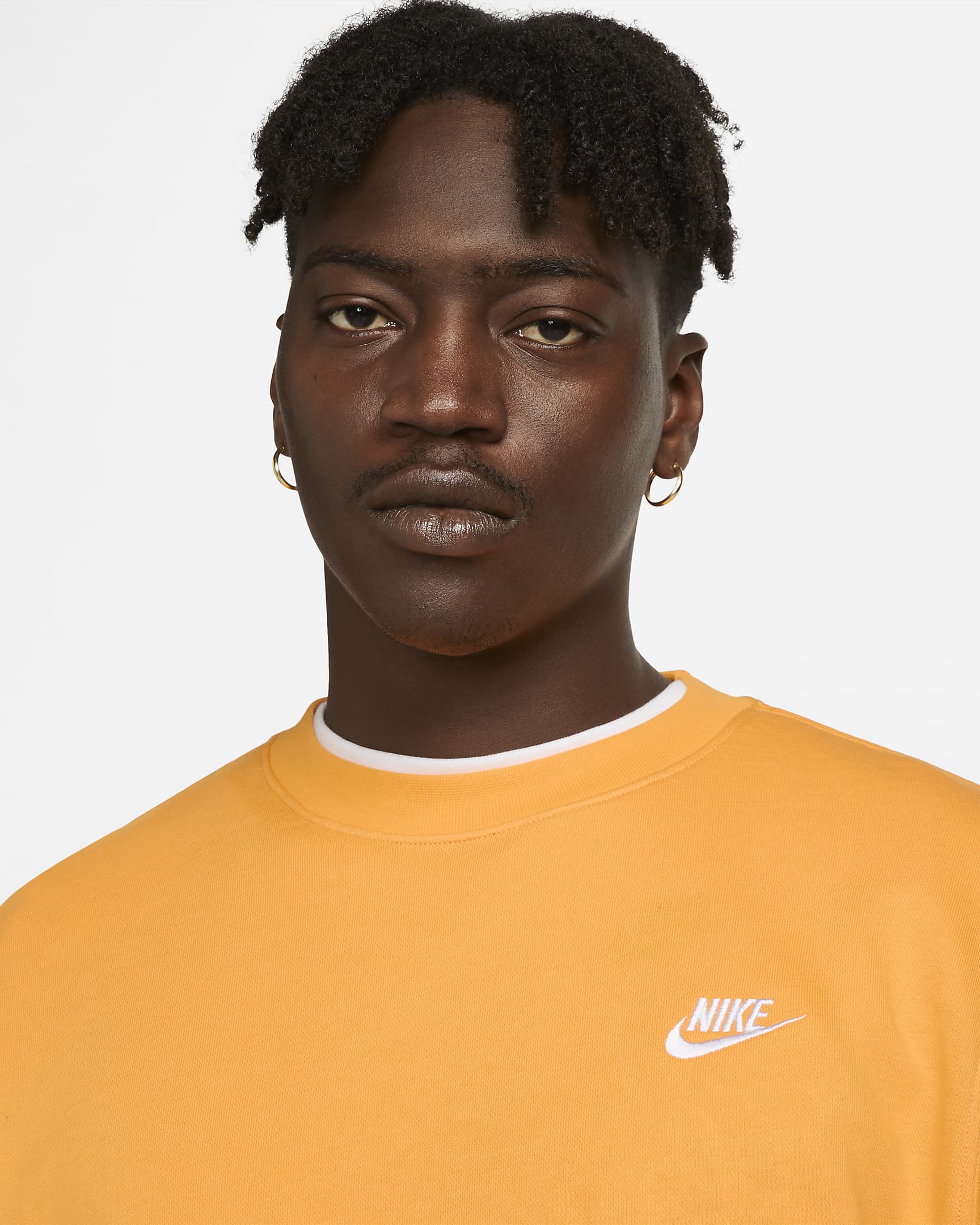 Sudadera Nike Sportswear Club - Naranja/Blanco