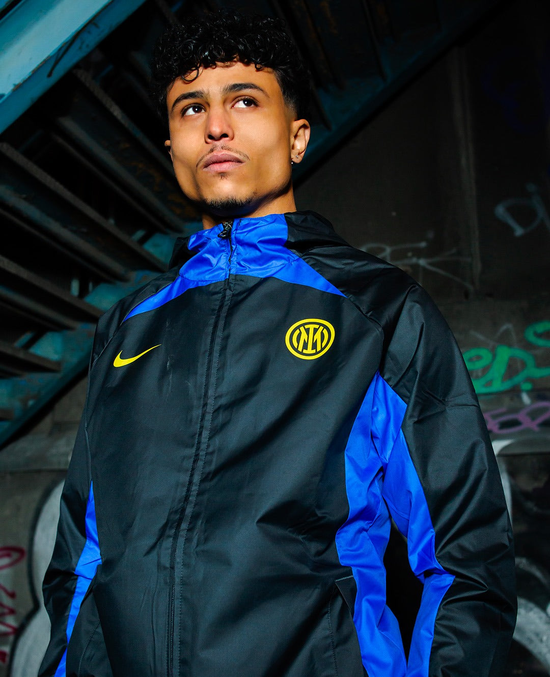 Inter Milan AWF Windbreaker Jacket 2023/2024 - Black/Blue/Yellow