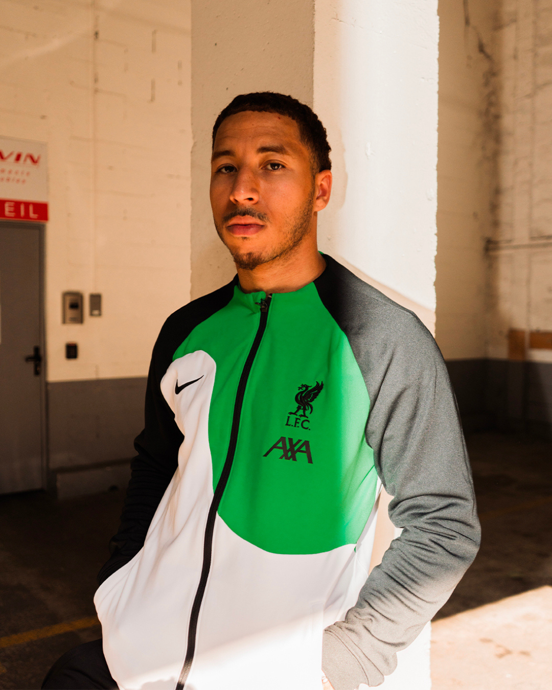 Chaqueta Liverpool FC Academy Pro - Negro/Verde/Blanco