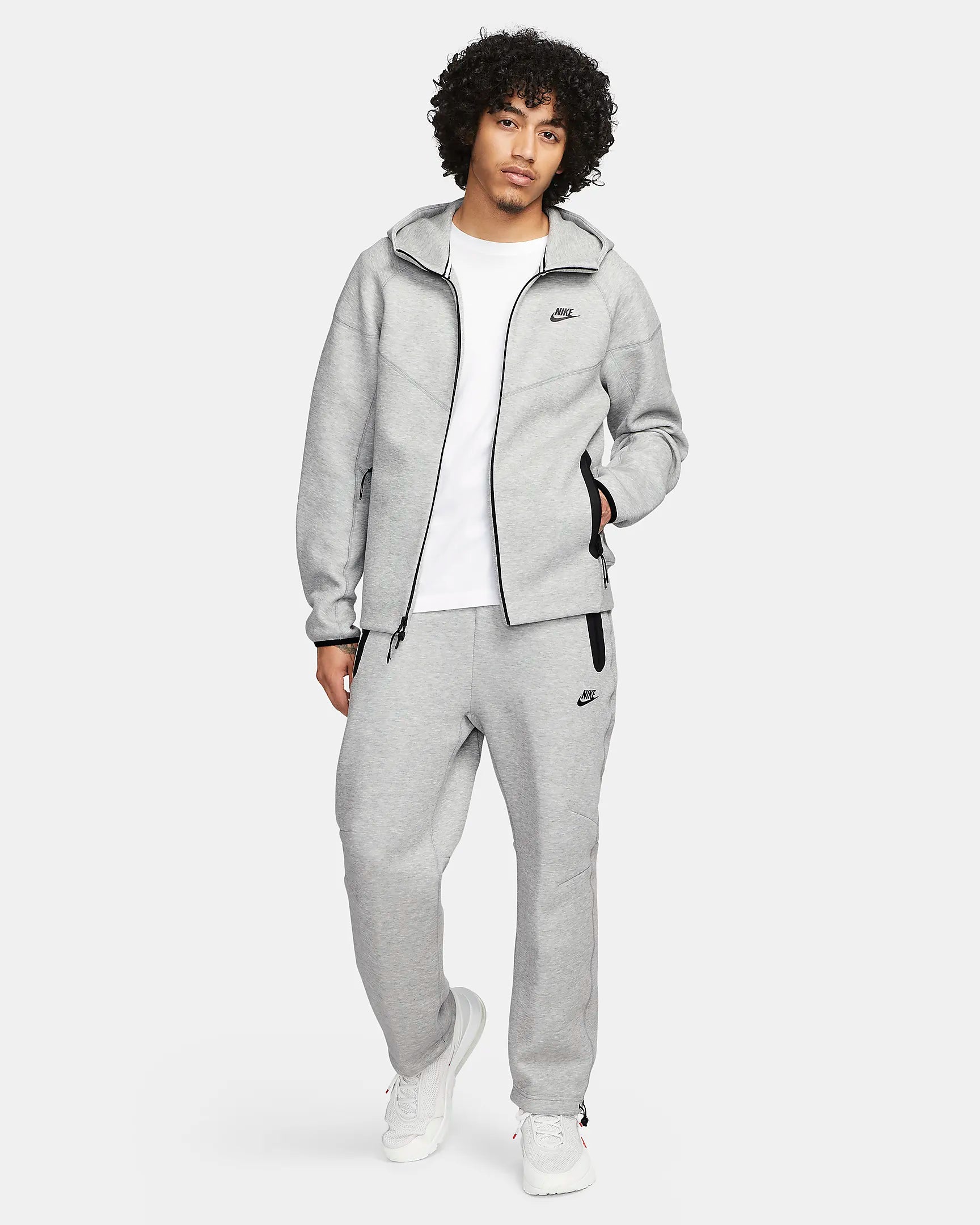 Pantalon Nike Tech Fleece - Gris