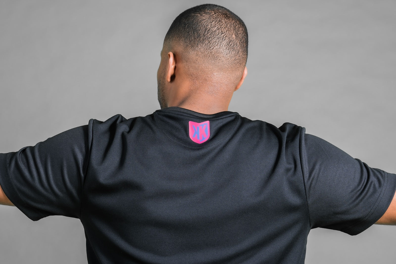 T-shirt in rete FK - nera/blu/viola