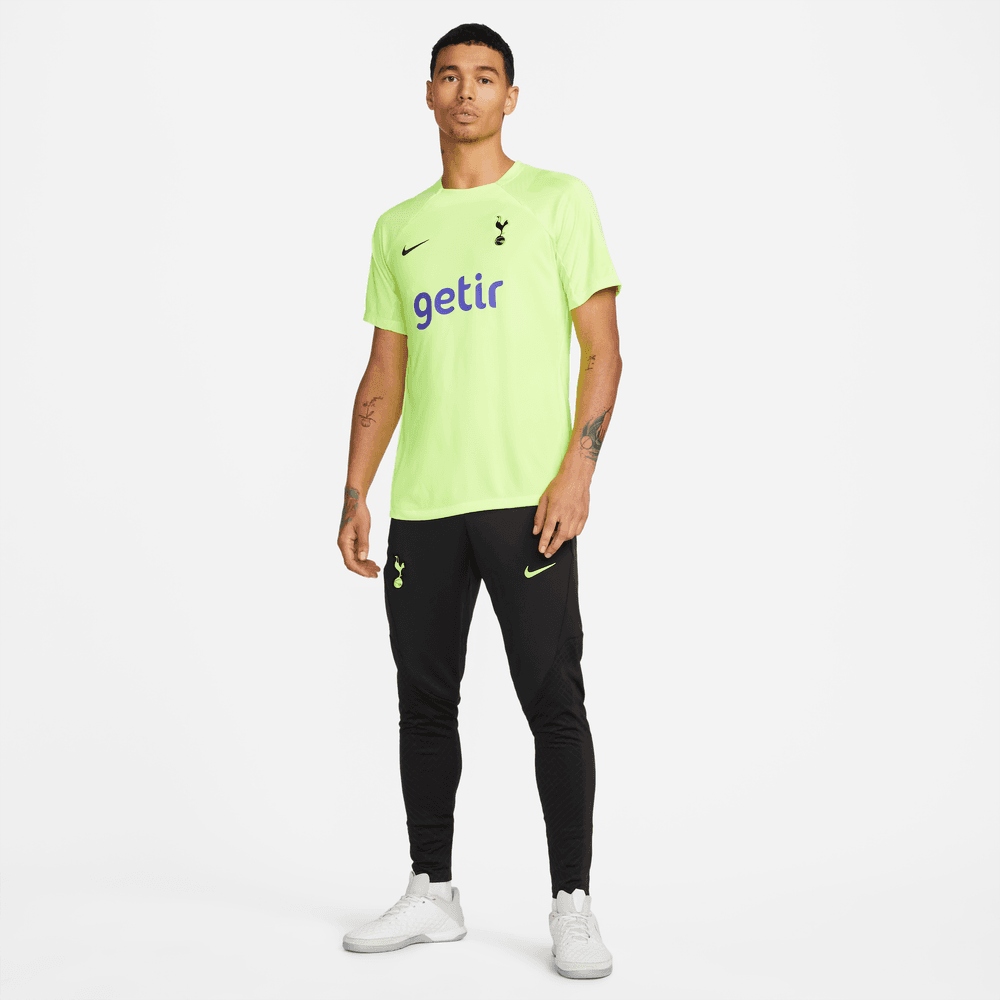 Tottenham Hotspur Strike 2022/2023 Track Pants - Black/Yellow