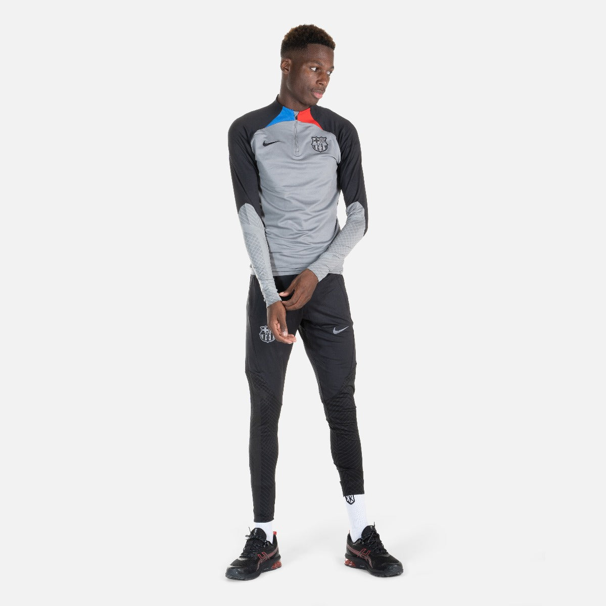 Maglia da allenamento FC Barcelona Strike 2022/2023 - Grigio/Nero