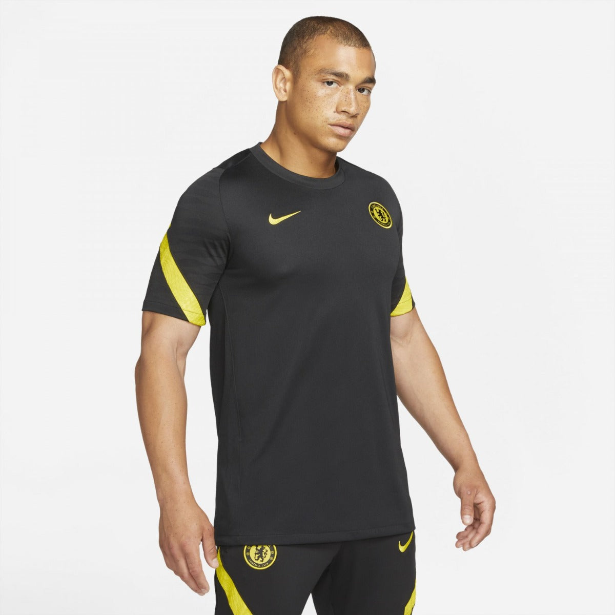 Maillot d'entrainement Chelsea Strike 2021/2022 - Noir/Jaune