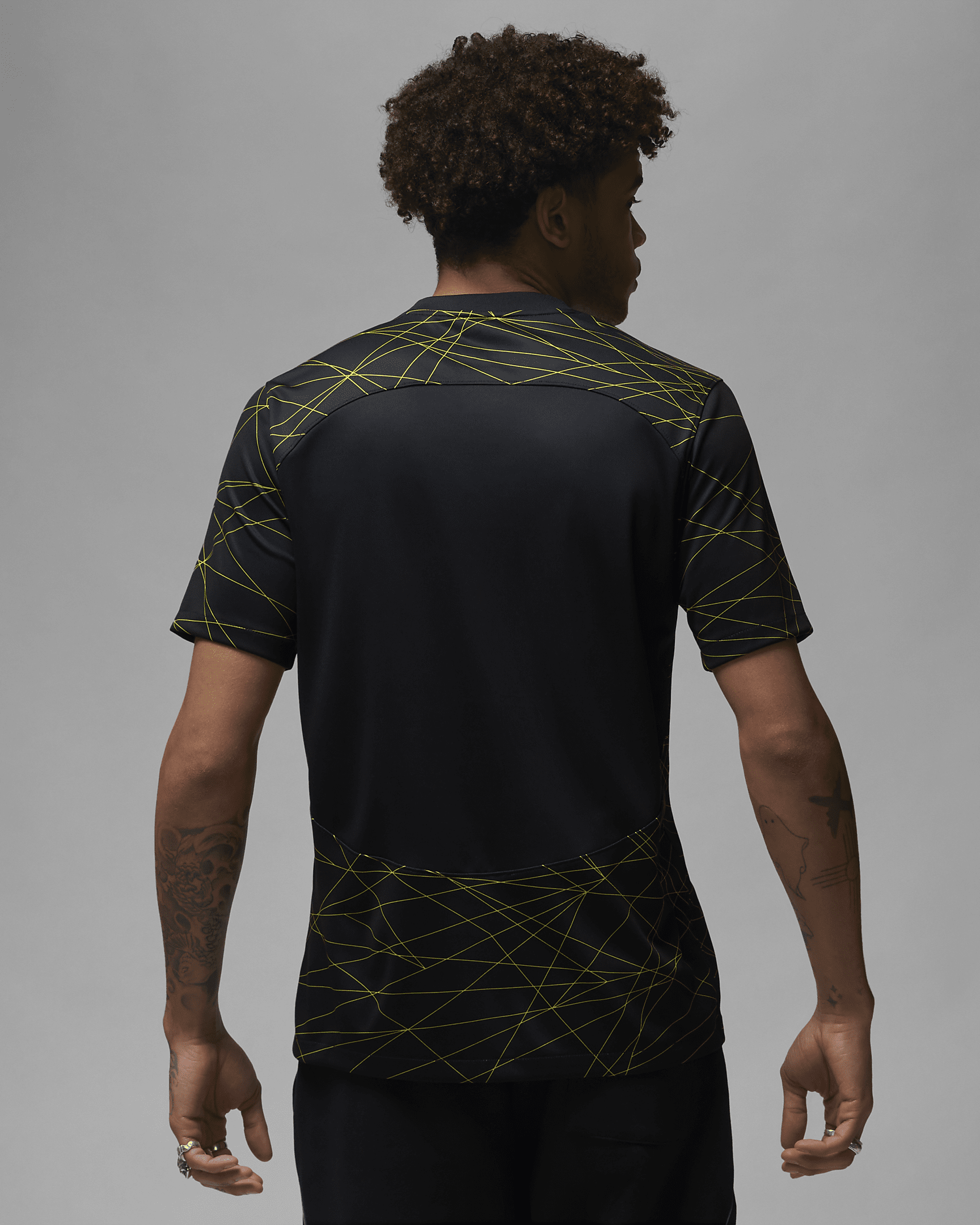Quarta maglia PSG 2022/2023 - Nera/Oro