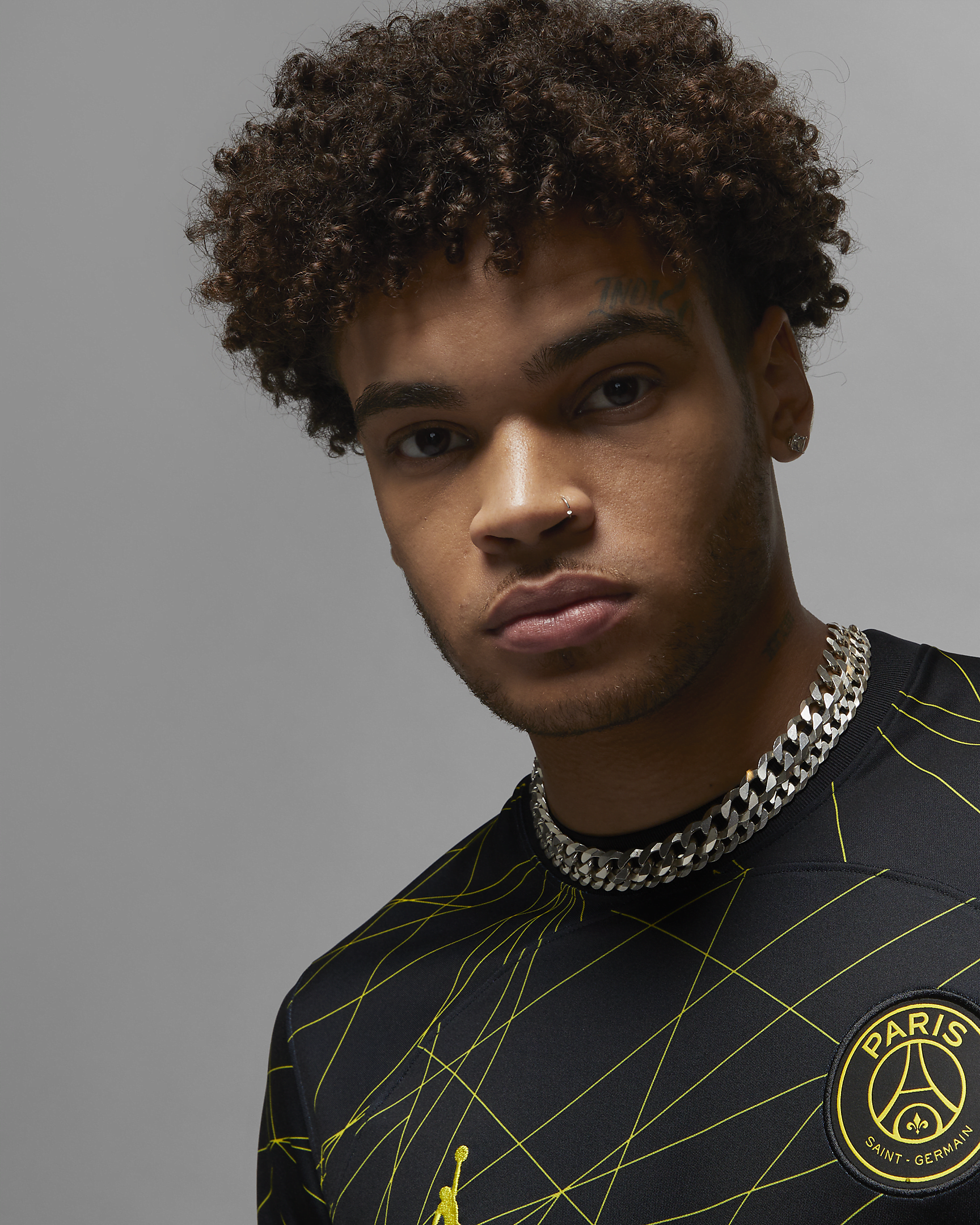 Quarta maglia PSG 2022/2023 - Nera/Oro