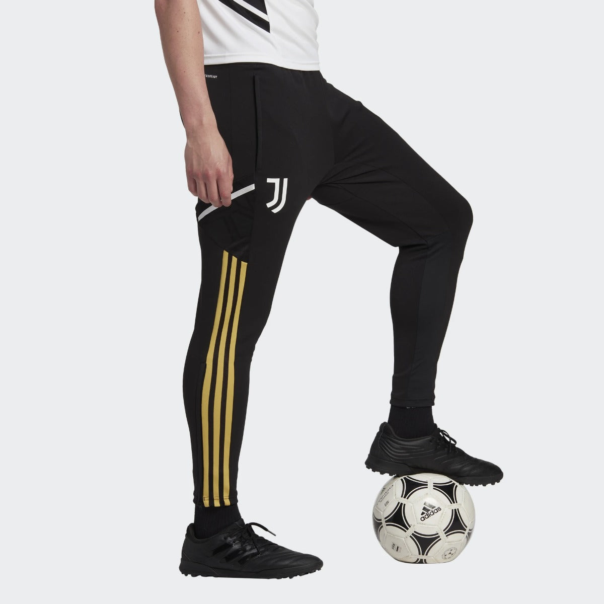 Juventus 2022/2023 training pants - Black/White/Gold
