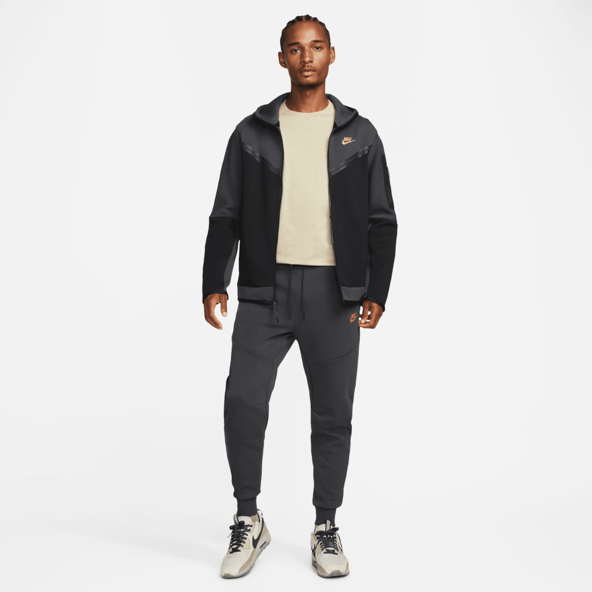 Nike Sportswear Tech Fleece Joggers - Grey/Black/Gold