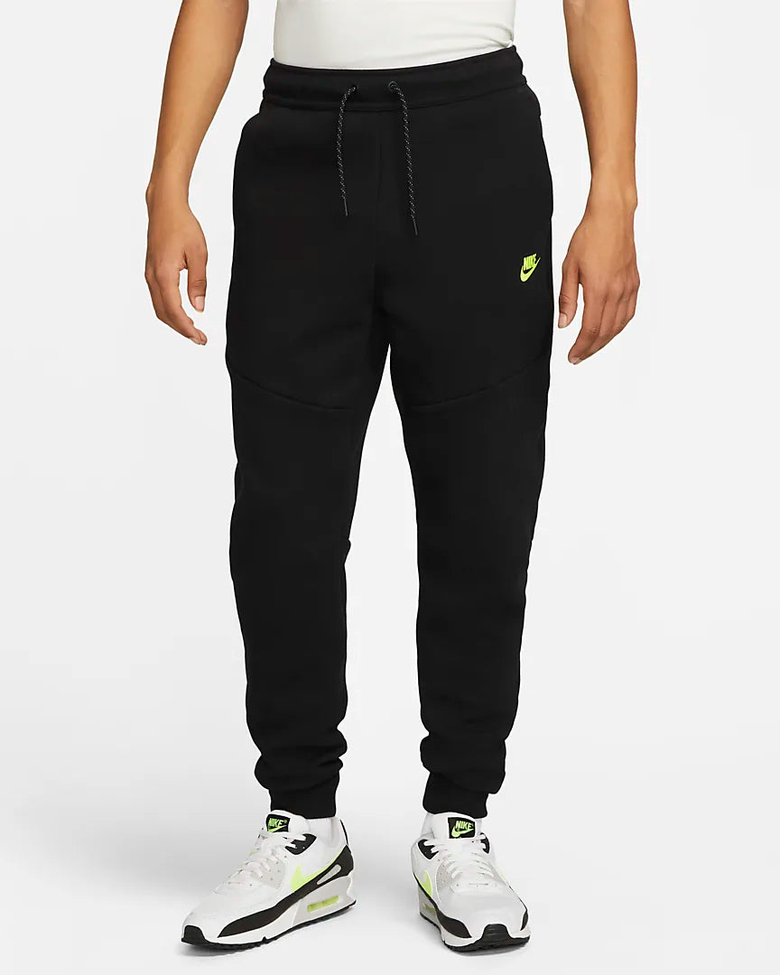Nike Sportswear Tech Fleece Joggers - Black/Grey – Footkorner