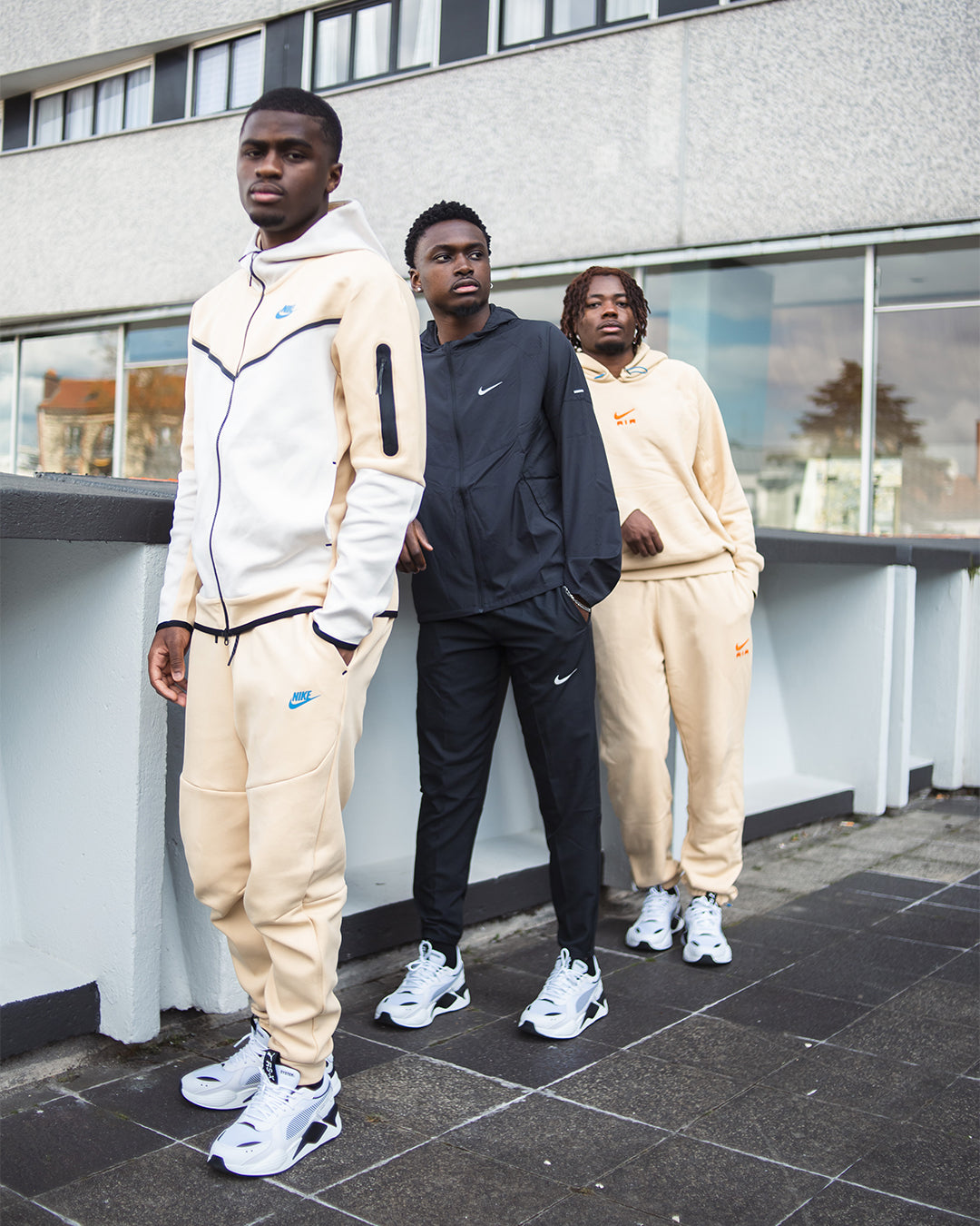 Jogginghose zum Joggen Nike Tech Fleece - Beige/Blau