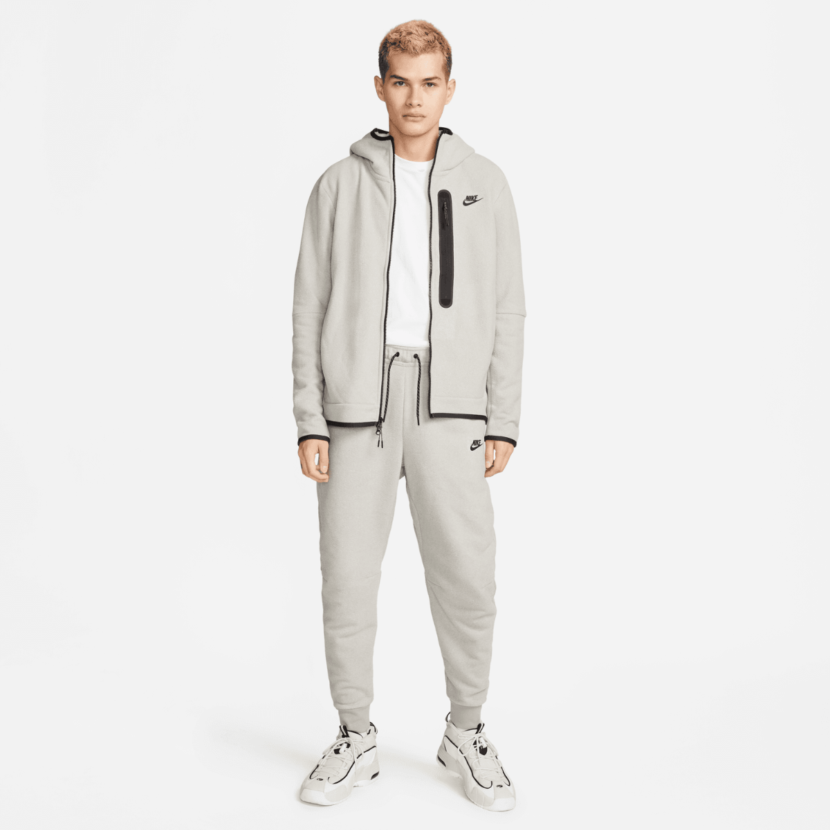Nike Tech Fleece Sportswear Trousers - Gray