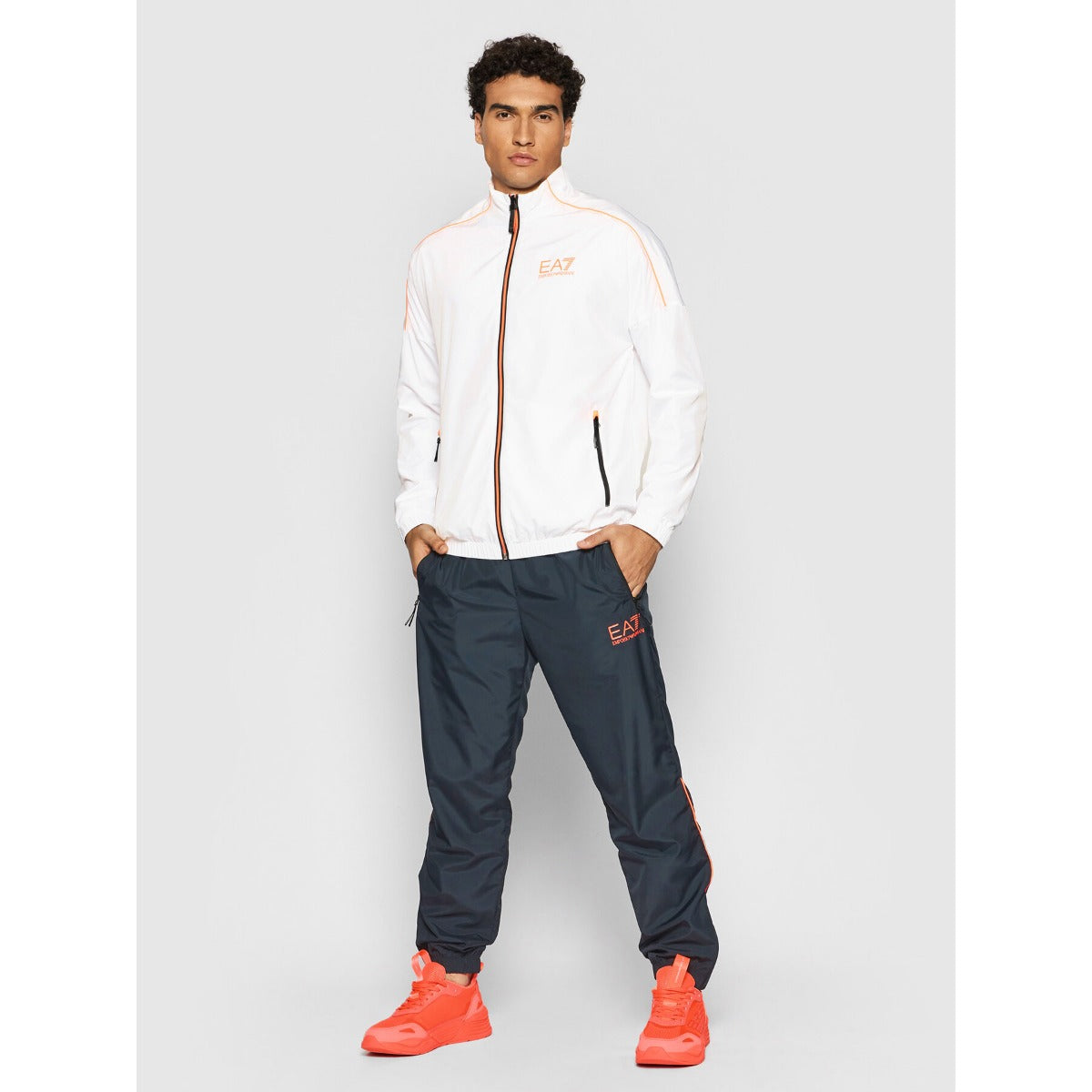 Emporio Armani EA7 Ventus 7 Trainingsanzug – Weiß/Blau