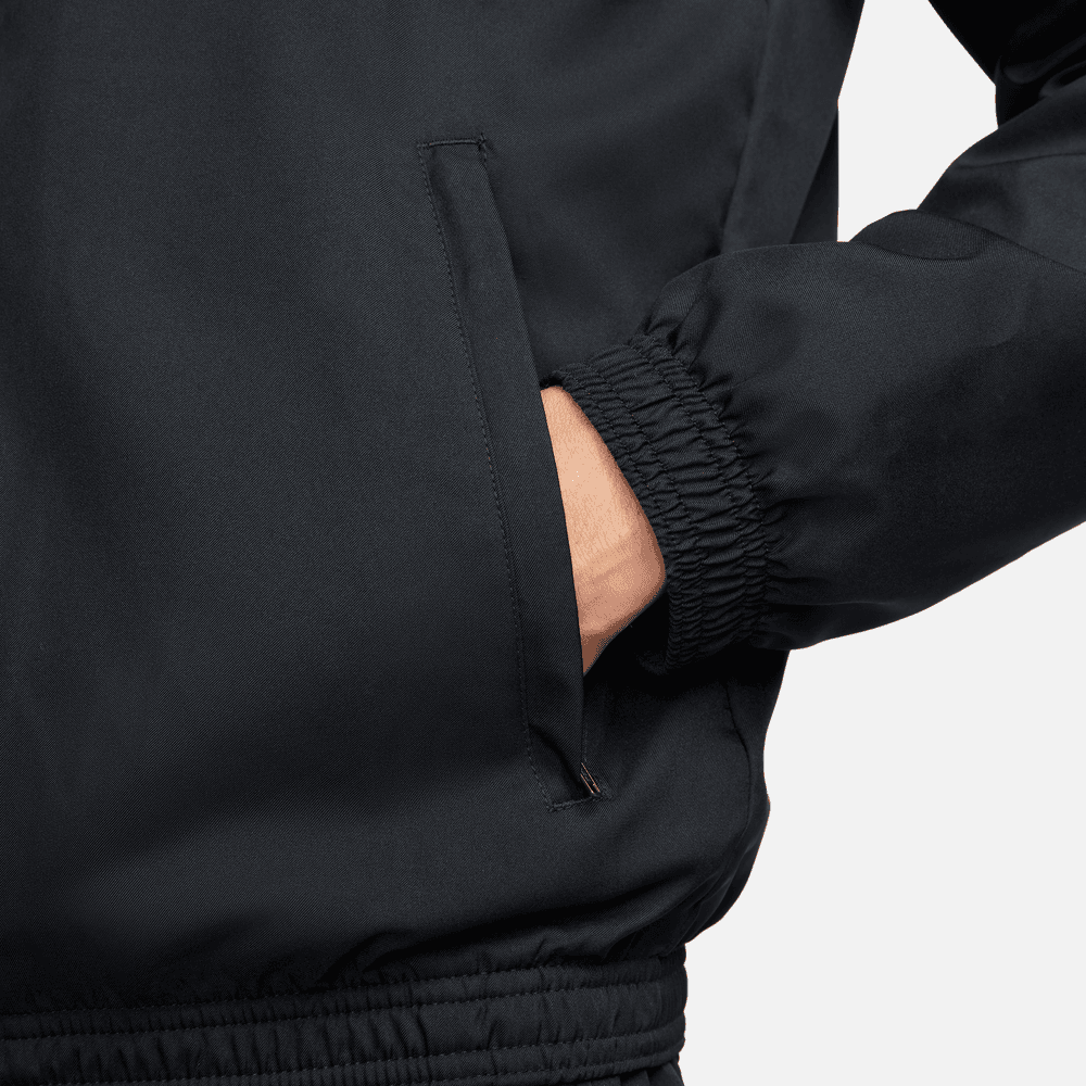Liverpool Tracksuit 2022/2023 - Black/Red