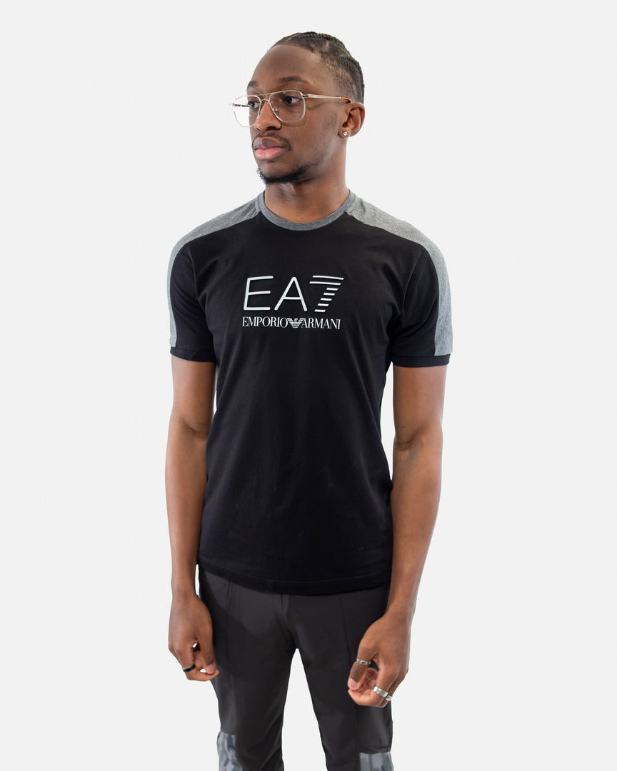 Camiseta Emporio Armani Train Athletic - Bleu/Noir - Footkorner - Footkorner