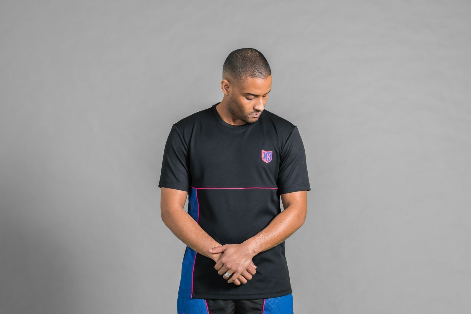 T-shirt in rete FK - nera/blu/viola