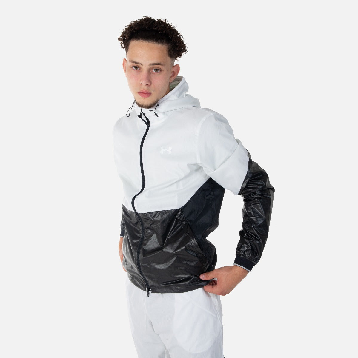 Veste coupe-vent Under Armour Recover - Blanc/Noir