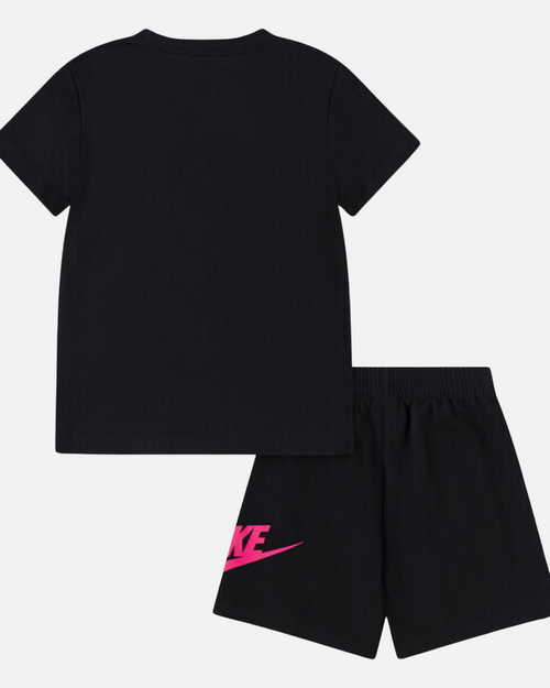 Completo T-shirt e pantaloncini Nike per bambini - Nero/Rosa - Footkorner