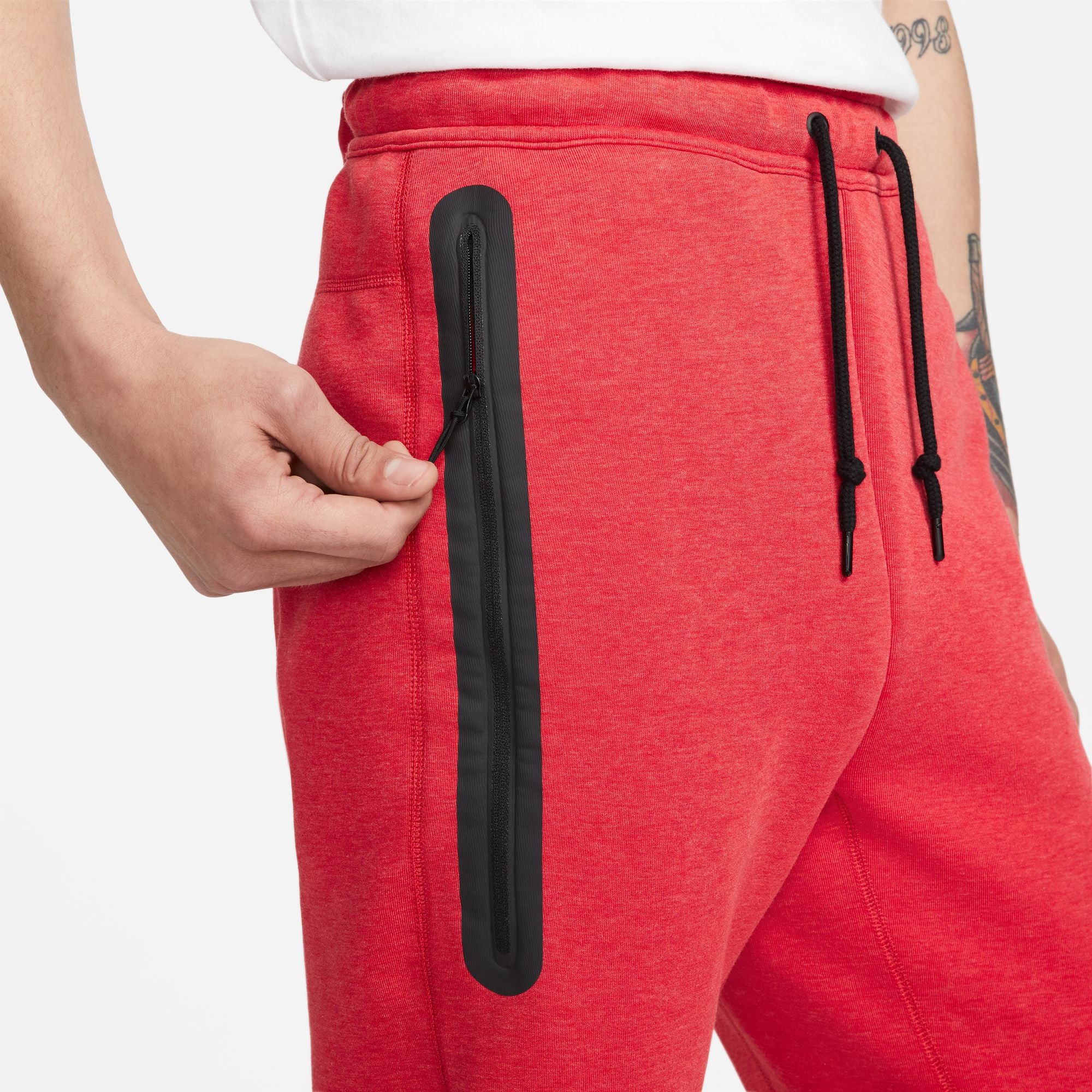 FootkornerPantalón Nike Tech Fleece - Rojo