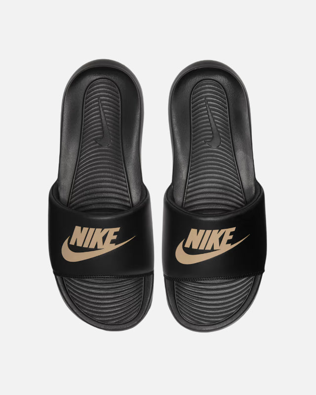 FootkornerClaquette Nike Victori One - Noir