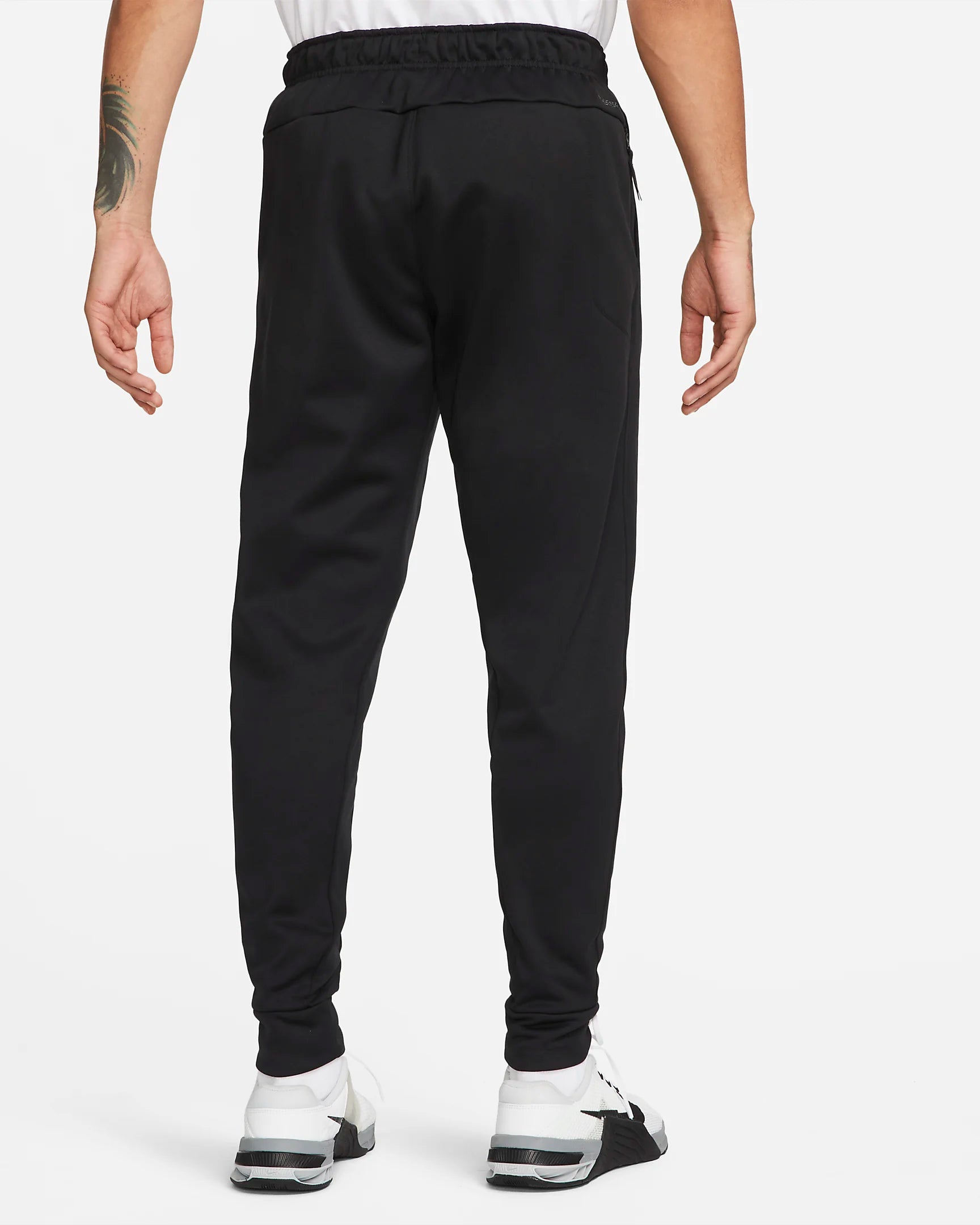 FootkornerPantalón Nike Therma - Negro