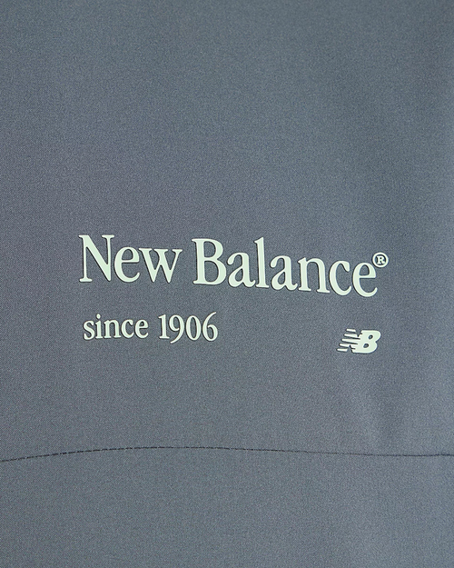 Chaqueta con capucha New Balance Reimagined Woven - Gris - Footkorner