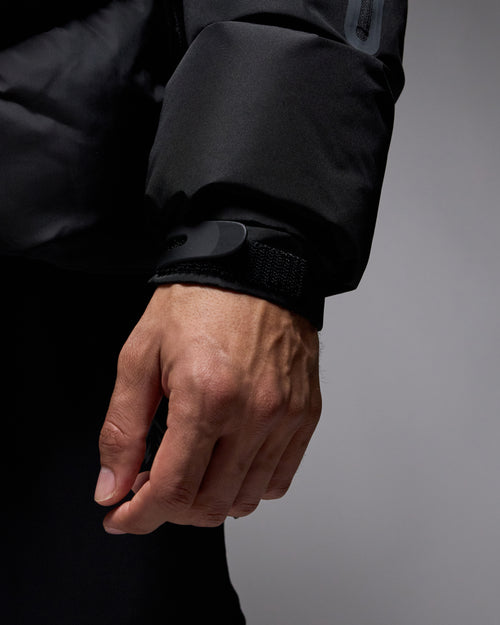 Serramont Steppjacke Cross mit integrierter Kapuze - Schwarz - Footkorner