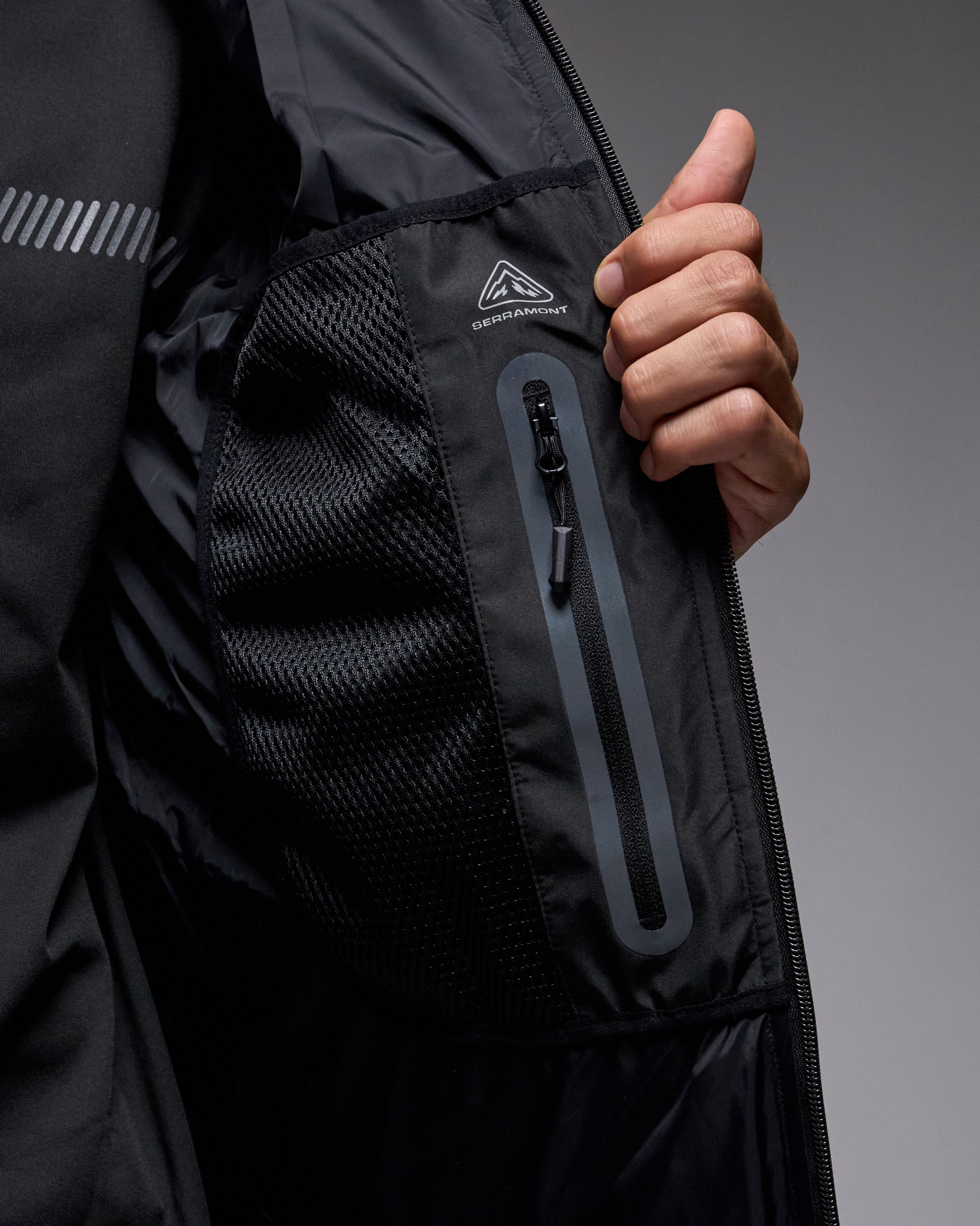 FootkornerSerramont Steppjacke Cross mit integrierter Kapuze - Schwarz