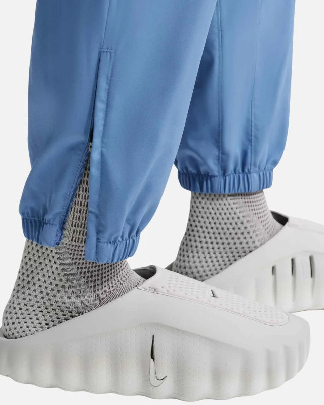 FootkornerNike Form Hose - Blau