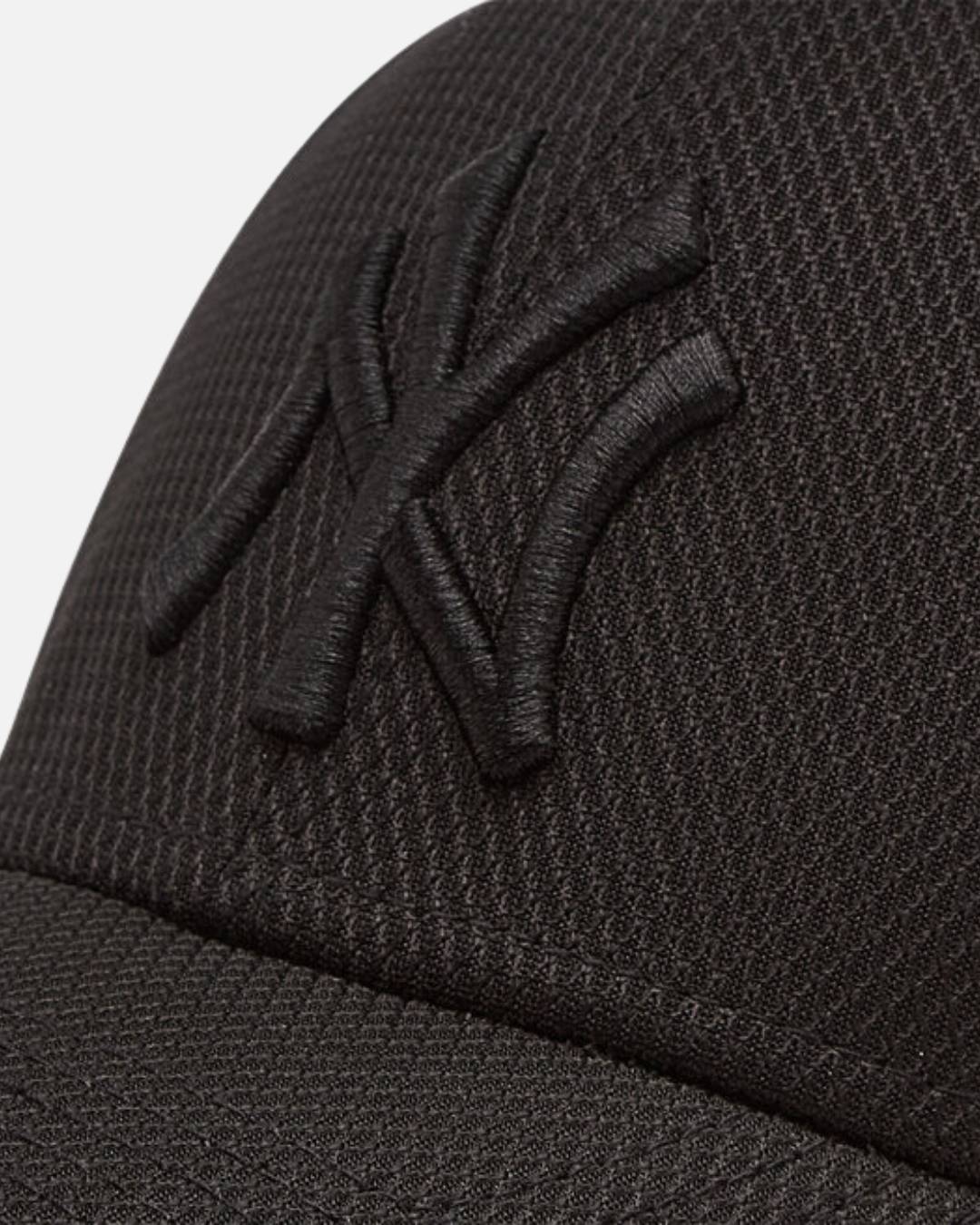 FootkornerNew Era New York Yankees 9Forty Cap - Black