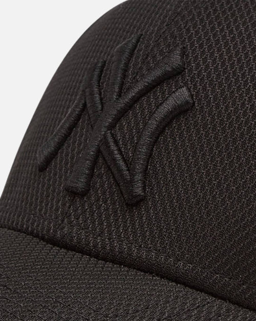 New Era New York Yankees 9Forty Cap - Black - Footkorner