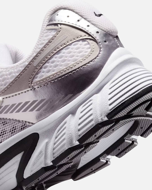 Nike V5 RNR Shoes - Grey - Footkorner