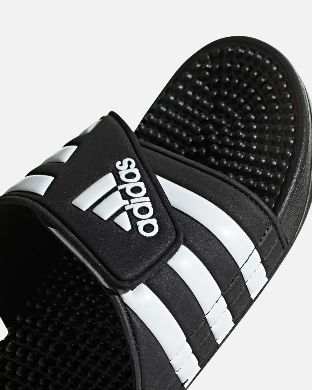 FootkornerClaquette Adidas Adissage - Noir/Blanc