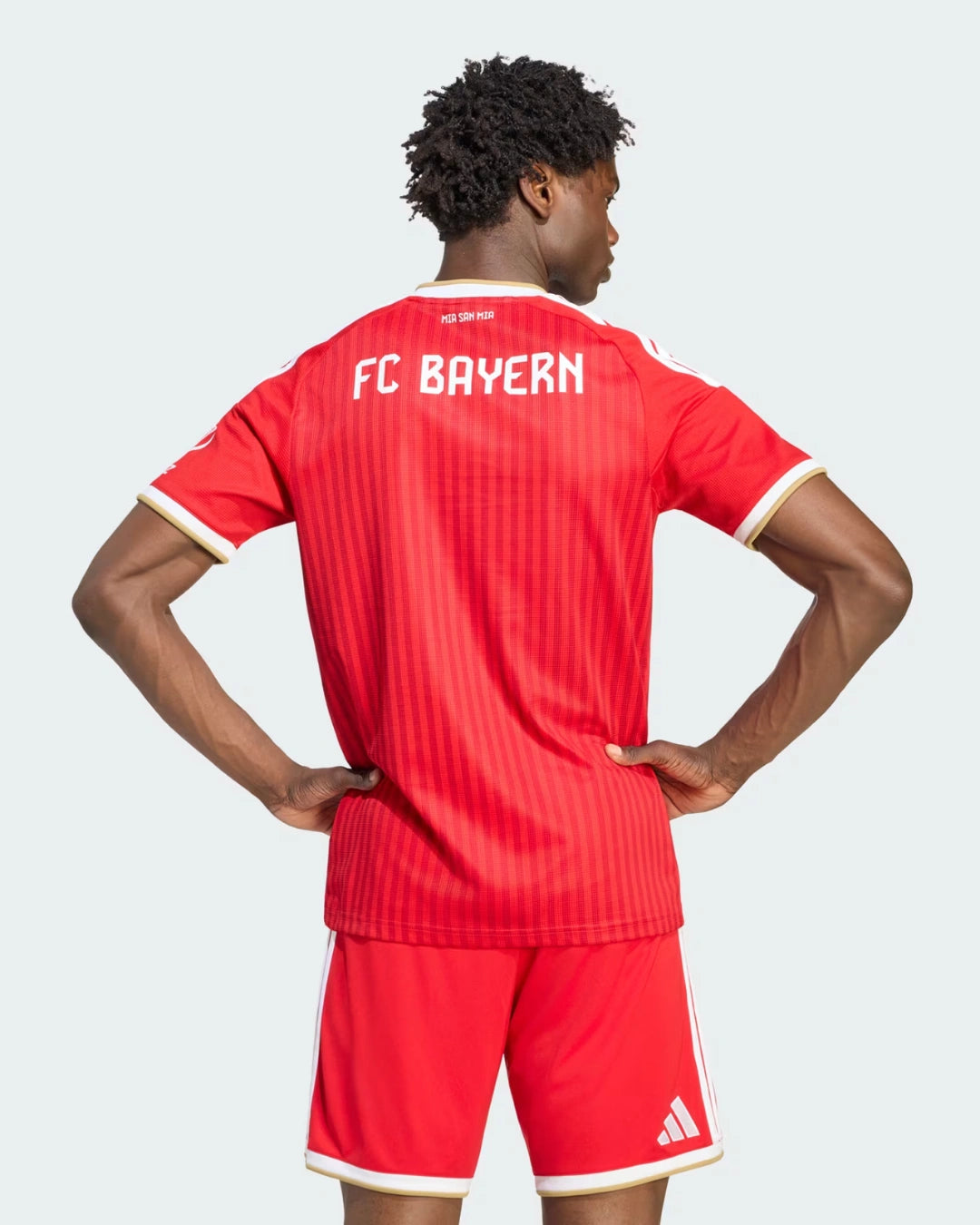 FootkornerCamiseta de local FC Bayern Munich 2026/2027 - Roja