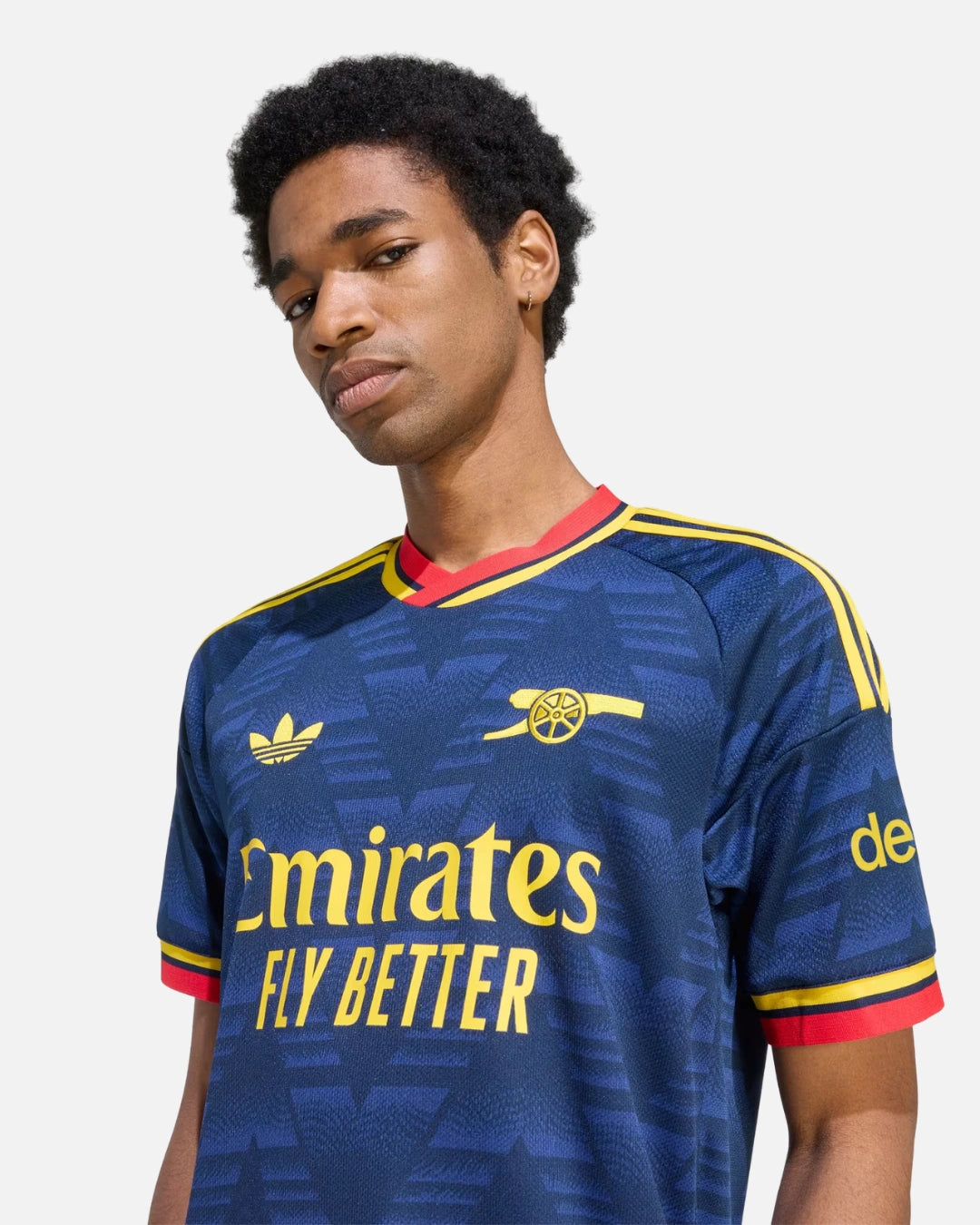 FootkornerMaillot Extérieur Arsenal FC 2026/2027 - Bleu/Jaune/Rouge