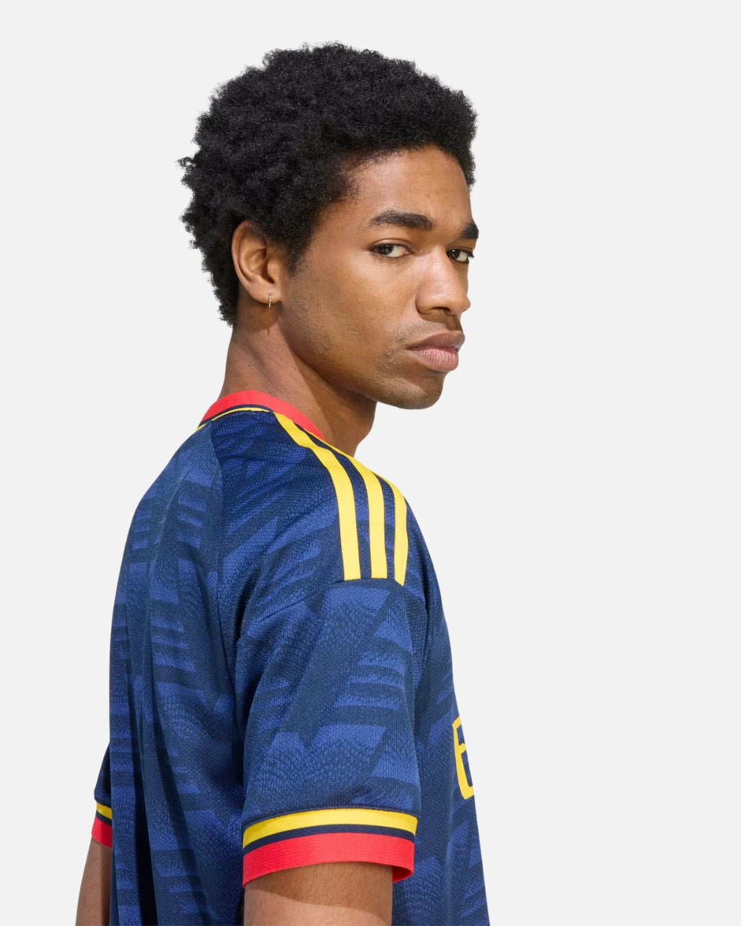 FootkornerMaillot Extérieur Arsenal FC 2026/2027 - Bleu/Jaune/Rouge