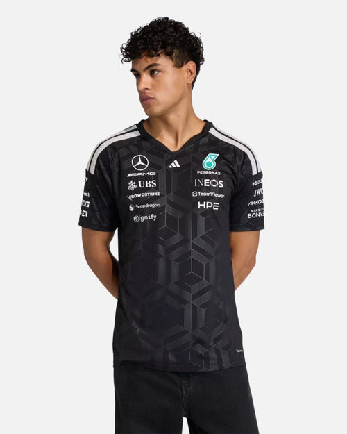 Mercedes AMG Petronas Formel-1-Team Fahrertrikot – Schwarz - Footkorner