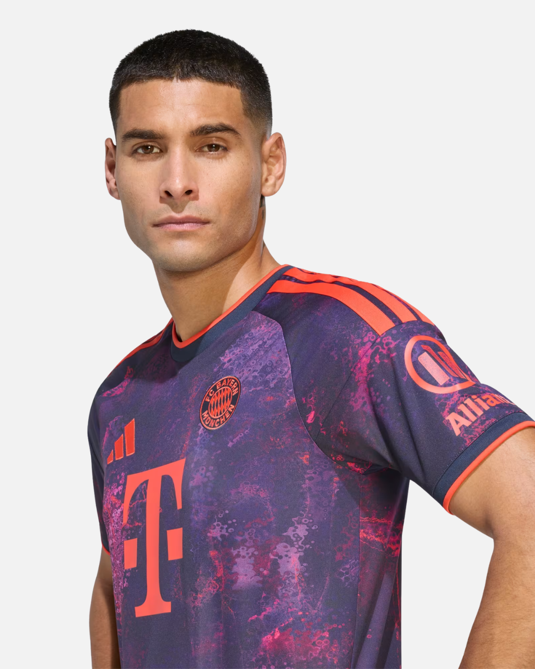 FootkornerDrittes Trikot FC Bayern München 2026/2027 – Violett