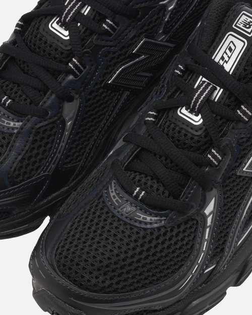 New Balance 740 - Noir - Footkorner