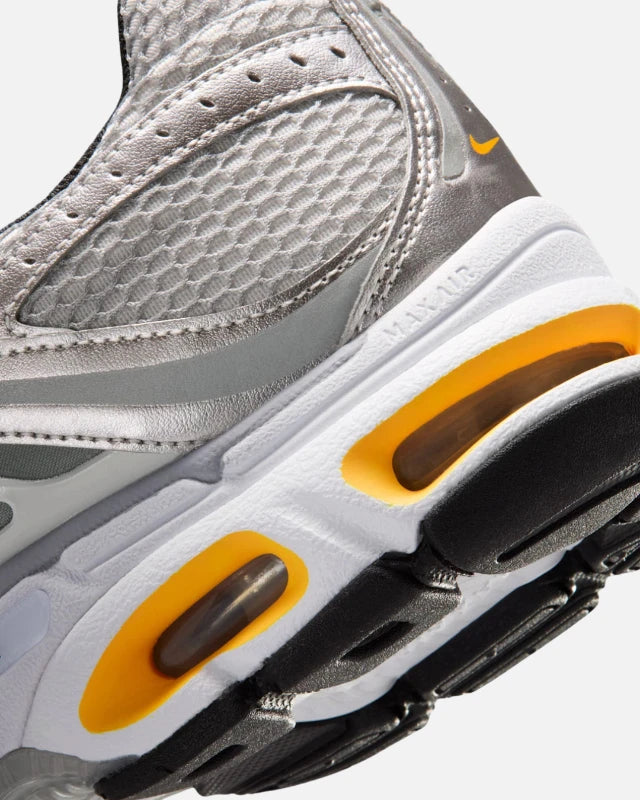 FootkornerNike Air Max Moto 2k - Blanc
