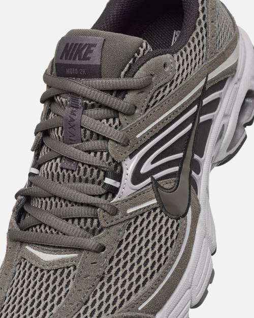 Nike Air Max Moto 2K - Marron - Footkorner