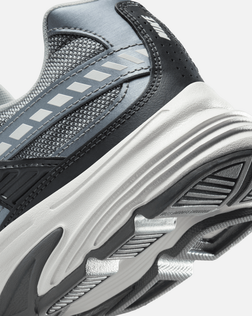 Nike Initiator - Gray/Black - Footkorner